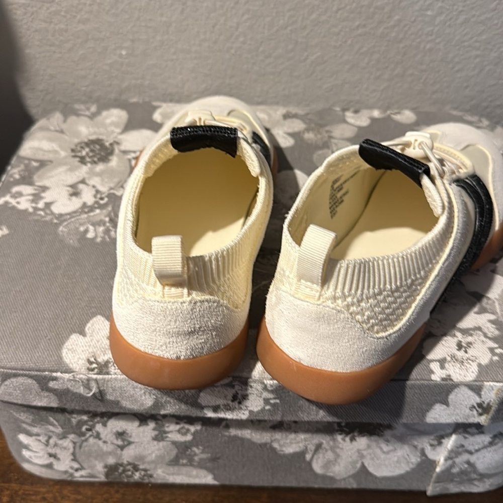Steve Madden Rhinestone sneakers - Picture 3 of 4